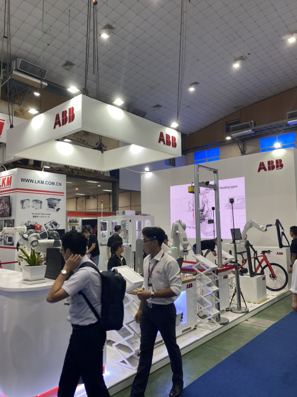abb-trien-lam